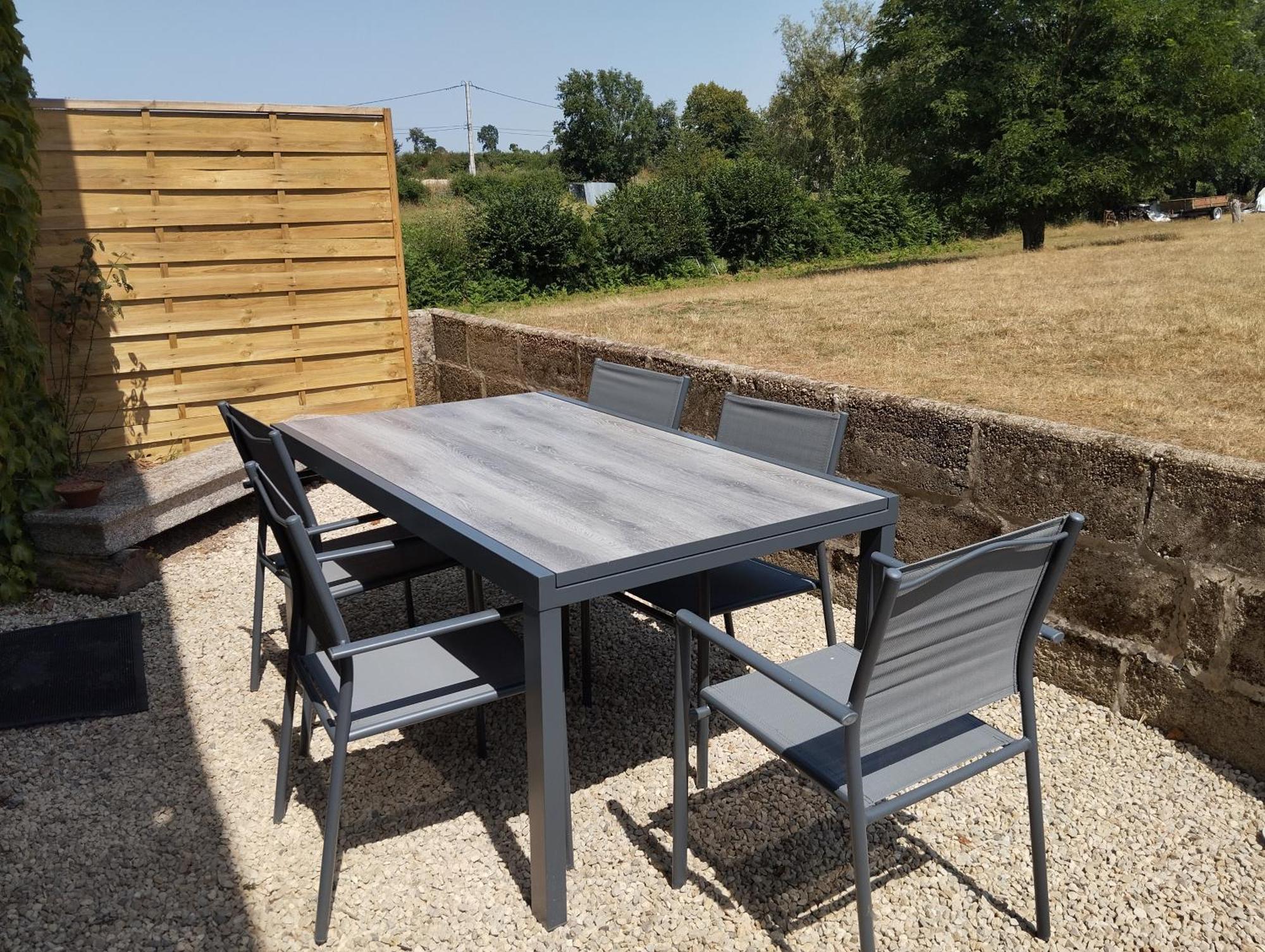 Maison Au Calme Avec Vue Etang Clesse  Exterior foto